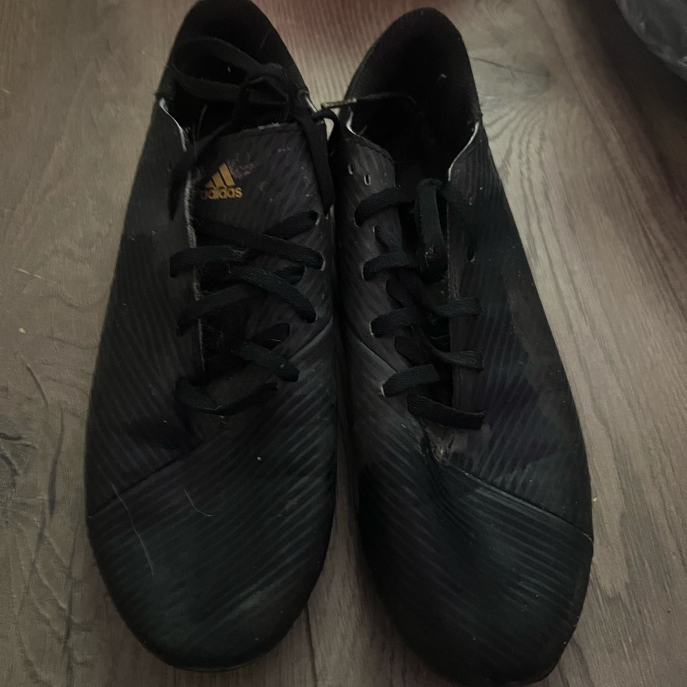 Soccer cleats